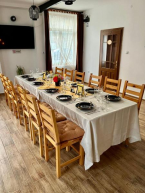 Къ��а за гости Куклите Петревене, Petrevene